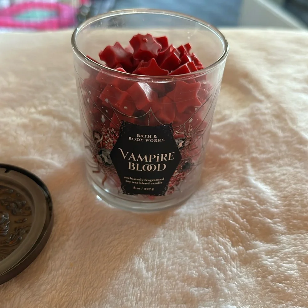 Bath & Body Works Vampire Blood Hand Poured Wax Melts